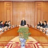 越南人民军全军各级党委和指挥机关坚持遵守党的领导