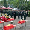河江省为11名英雄烈士举行安葬仪式