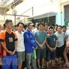 越南驻印度尼西亚大使馆春节前走访慰问越南渔民