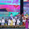 第六次胡志明市奥黛比赛:推广越南传统服装之美