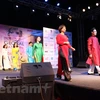 越南奥戴亮相印度全球时装设计周