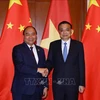 越南政府总理阮春福与中国国务院总理李克强举行会谈
