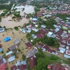 印度尼西亚明古鲁省发生严重水灾 至少18人死亡和失踪