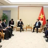越南愿与法国扩大航空领域的合作
