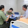 越南出入境管理局为病患者出国就医签发护照