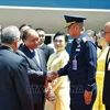 越南政府总理阮春福抵达曼谷 开始出席第34届东盟峰会系列活动