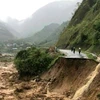 莱州老街等省突降暴雨引发洪水造成重大损失