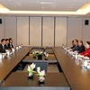 越南国会主席阮氏金银会见中国企业代表 