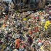 印尼将200多吨“洋垃圾”退回澳大利亚