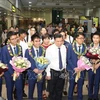 越南学生代表团从国际奥林匹克数学竞赛凯旋而归