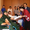 国会主席阮氏金银会见全国模范伤残军人代表