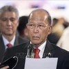 菲律宾国防部长谴责中国在东海的行径 