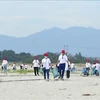岘港市：800余名志愿者参与海洋垃圾清理活动