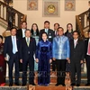 越南国会主席阮氏金银与泰国总理巴育举行会晤