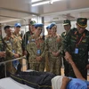 陈光方上将走访慰问在南苏丹执行维和任务的越南野战医院