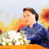 国会主席阮氏金银出席国民经济大学教师节纪念典礼