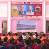阮攸老越双语学校举行越南教师节纪念活动