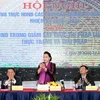 阮氏金银出席越南北中部各省人民议会常委会第7次会议