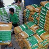 新冠肺炎疫情：供应增加柬埔寨大米价格稳定