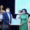 海外越南侨胞心系祖国情系家乡 捐赠物资抗击疫情