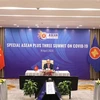 越南政府总理阮春福主持召开东盟与中日韩抗击新冠肺炎疫情领导人特别会议