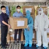 越通社向岘港市赠送1.6万只N95口罩和防疫物资