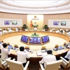 越南政府8月份例行会议的决议：致力于实现“双重目标”和最高增速