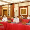  迎接党的十三大：越共中央政治局就2020-2025年任期党代表大会准备工作与所有中央直属党委进行分组讨论