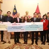 马来西亚为越南中部地区灾民提供救灾援助