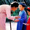 派压岁钱——越南人春节传统习俗 