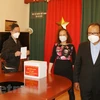 旅捷越南人捐款援助国内新冠肺炎疫情防控工作