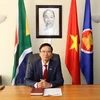越南驻南非大使馆密切跟踪斯威士兰情况并主动做好公民保护工作