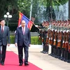 老挝总书记、国家主席以最高礼遇欢迎越南国家主席阮春福一行访问