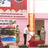 阮攸老越双语学校举行2021-2022学年线上开学典礼