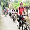 骑上自行车 探索河内市