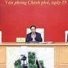 政府总理范明政与芹苴市选民接触