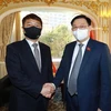 国会主席王廷惠会见韩国议员、韩国总统前政治顾问崔宰诚