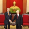 越共中央总书记阮富仲会见马来西亚总理