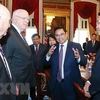 越南政府总理范明政会见美国参议院议长帕特里克•莱希