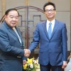 越南政府副总理武德儋会见泰国政府副总理兼泰国奥委会主席巴威