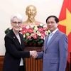 越南外交部长裴青山会见美国常务副国务卿温迪·舍曼