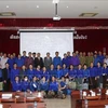 胡志明主席关于青年的思想座谈会在老挝举行