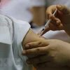 开展新冠疫苗第四针接种工作 继续控制疫情 维持社会活动