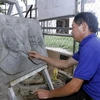 在老挝举行的雕塑与海报绘画营活动：通过艺术作品了解越老关系