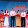 “黄沙和长沙归属越南——历史证据和法律依据”专题展在北江省举行