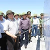越南政府总理范明政视察并指导解决乂安省各工程项目遇到的障碍