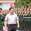 越南政府总理范明政造访越南国防部第四军区：第四军区是表达对为国牺牲的烈士们之地