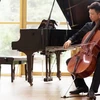 越南大提琴家潘杜福参加2022丰田音乐会演出