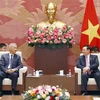 越南国会主席会见老挝人民革命党中央书记处书记首都万象人民议会主席