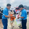 广宁省姑苏岛县建议游客赴该岛旅游时不携带塑料瓶和塑料袋